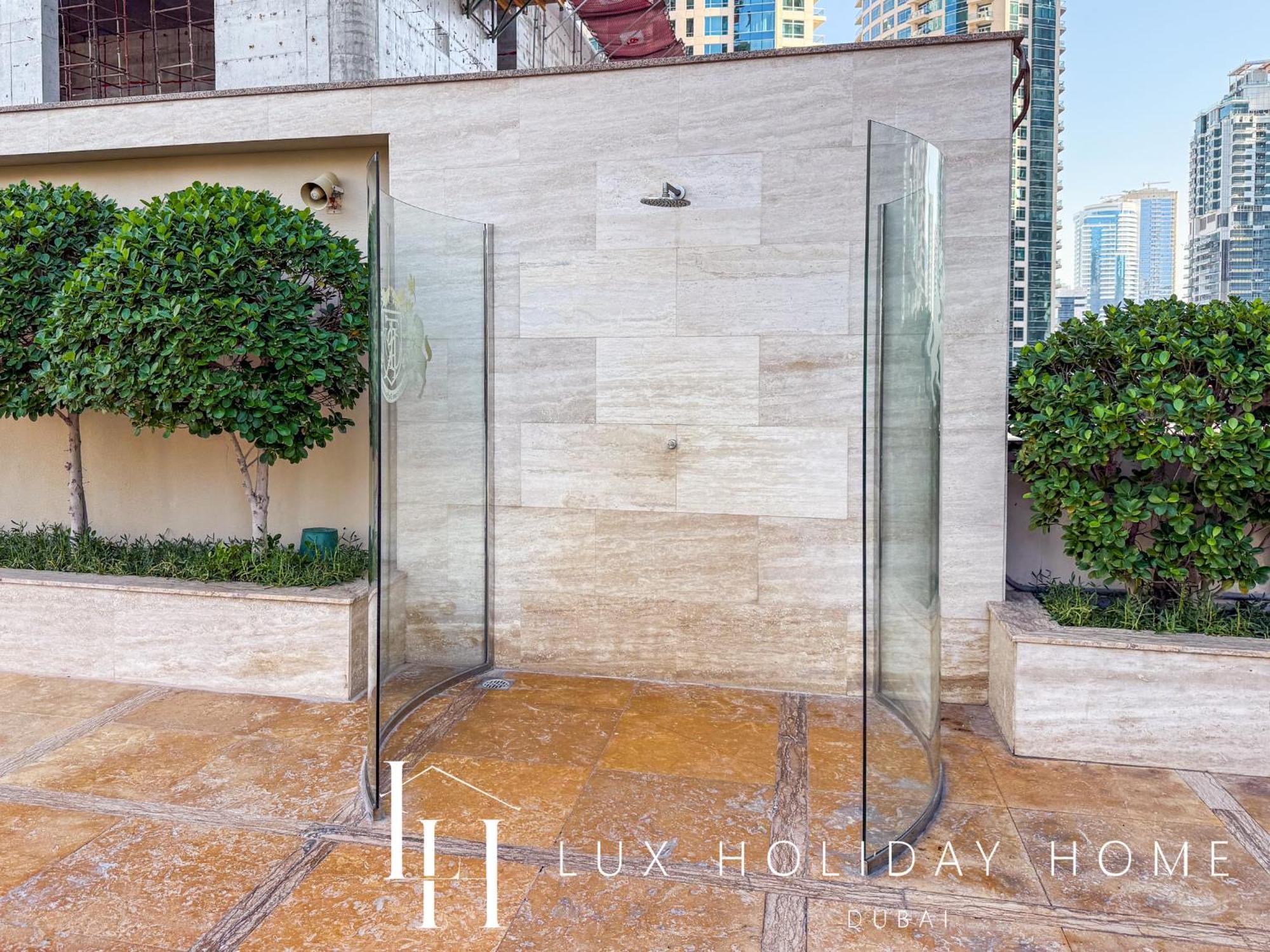 Lux The Premium Marina Sea View Apartment Dubai