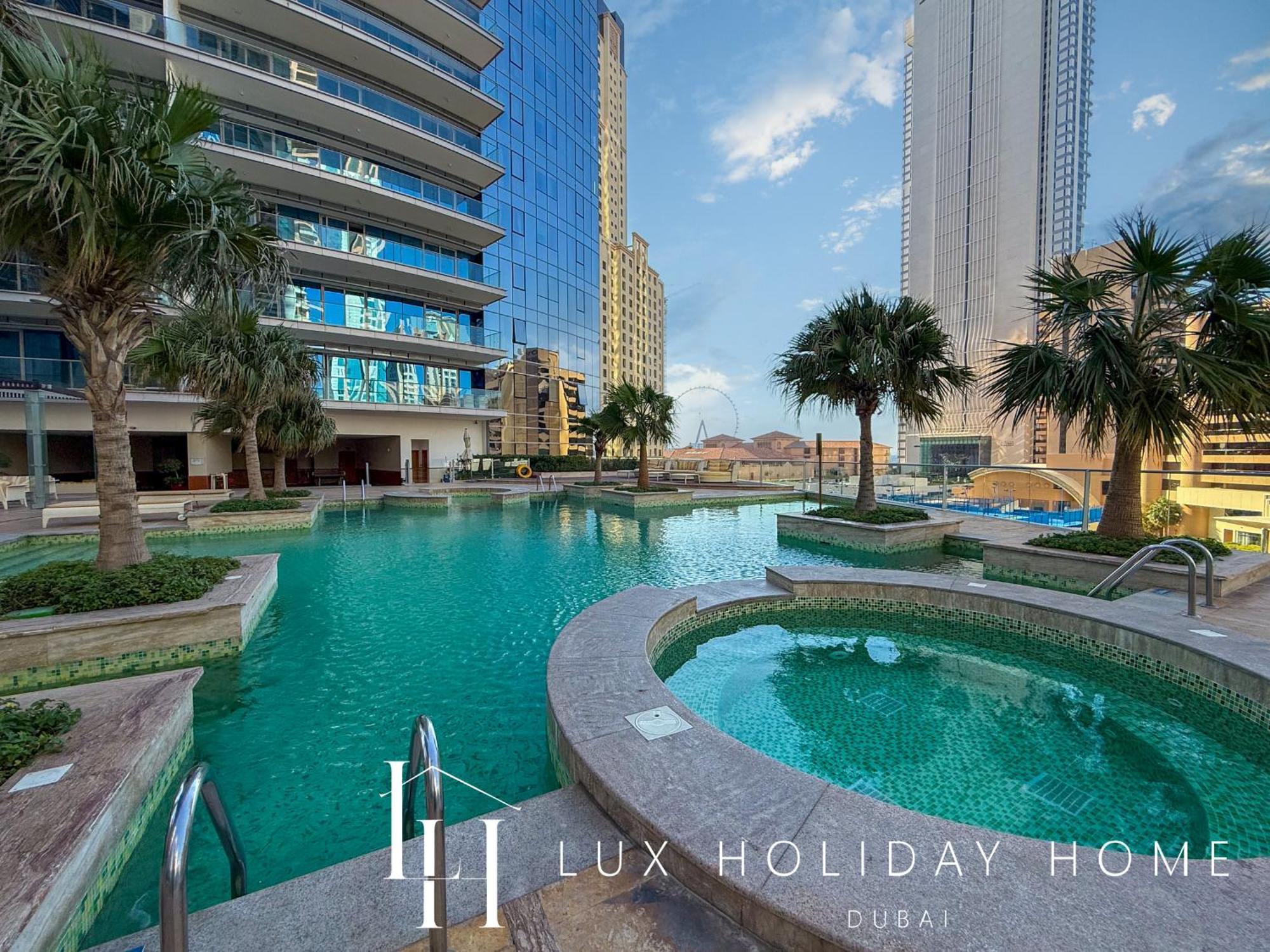 Lux The Premium Marina Sea View Apartment *