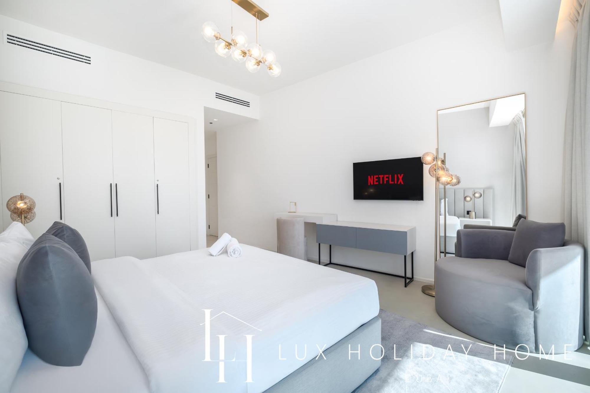 Apartment Lux The Premium Marina Sea View *