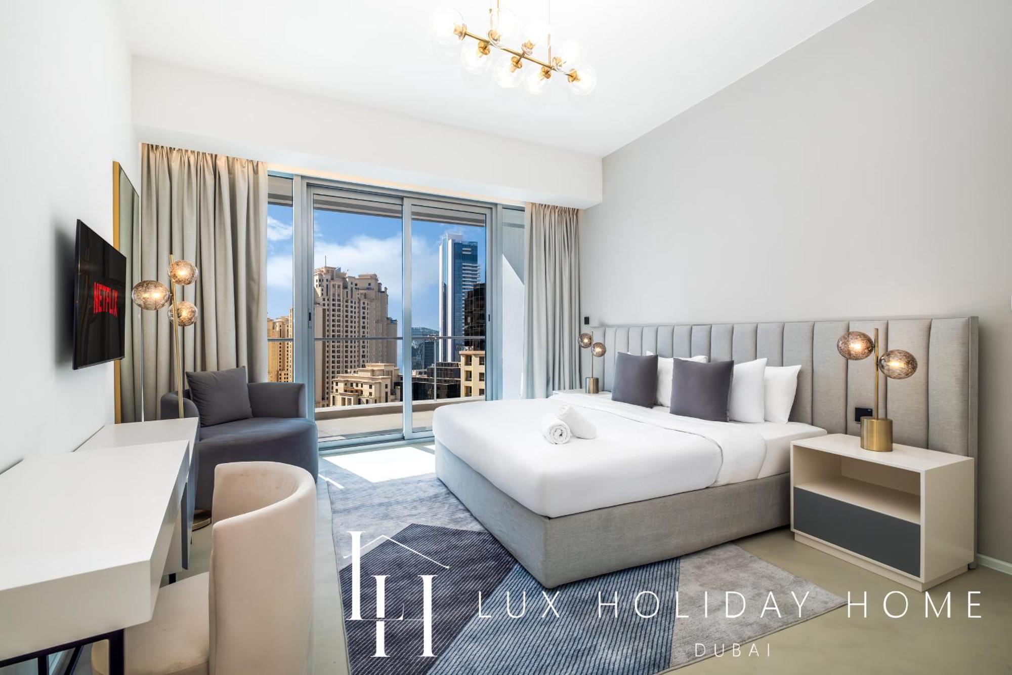 Lux The Premium Marina Sea View *